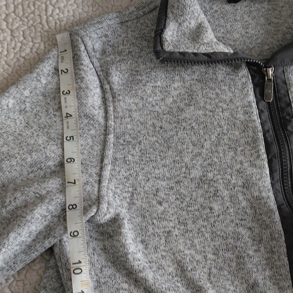 Lululemon Size 8 Grey Full Zip Knit Jacket *Flaw - Picture 8 of 16